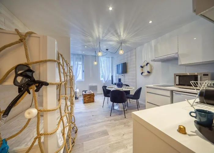 Le Rendezvous Au Bord Du Titanic Grenoblois Appartamento