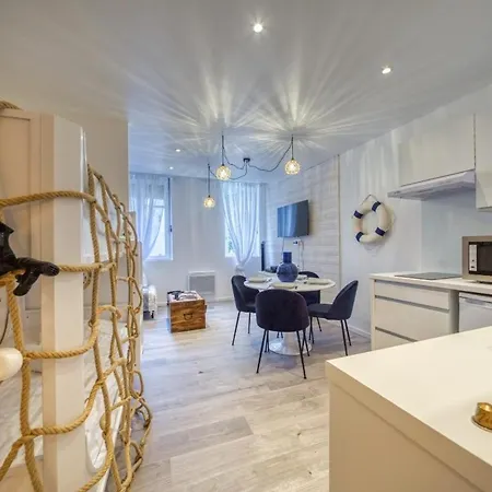 Le Rendezvous Au Bord Du Titanic Grenoblois Apartamento